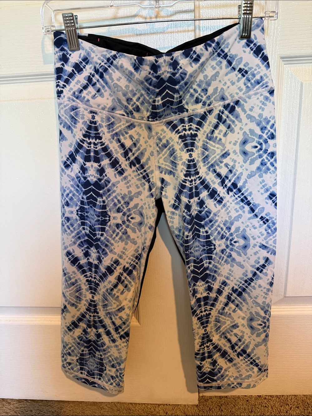 Victoria's Secret Blue Tie-Dye Capri Leggings
